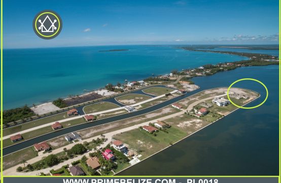 PL0018 &#8211; Expansive Waterfront Property in Gated Placencia Community