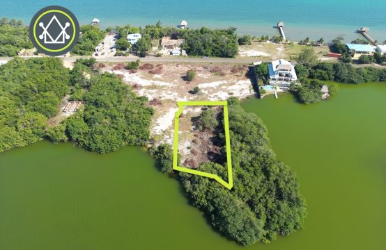 PL0152-0.35-Acre Waterfront Lot in Plantation, Placencia