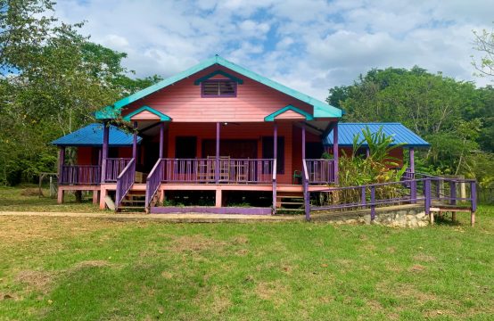 PH0047-Charming Custom Hardwood Home in Bullet Tree, Cayo District