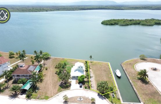 PL0170-Lagoon Front Lot in The Placencia Hotel &#038; Residences – Gated Community