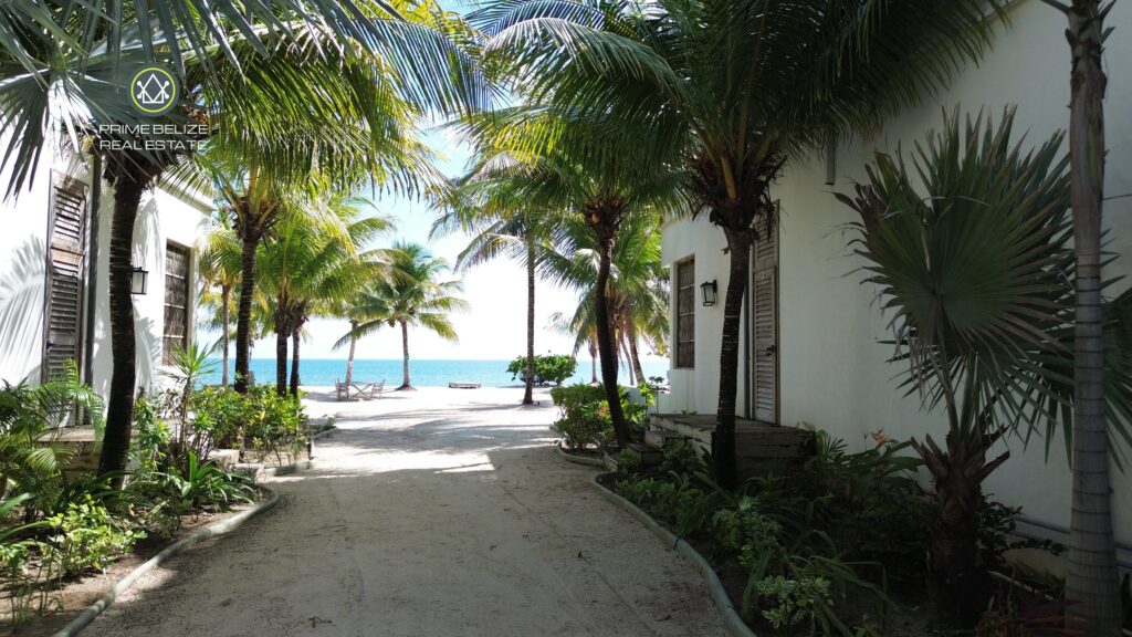 1 bedroom condo at itzana - Low HOA